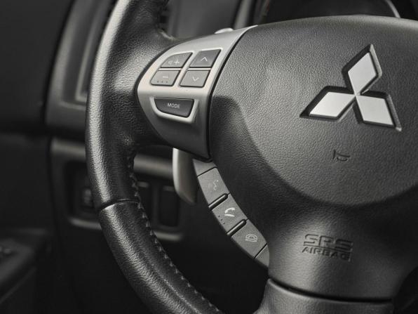 Mitsubishi ASX I с пробегом 2012 года, цена 989 000 рублей, 201000 км, внедорожник, Автокод Объявления