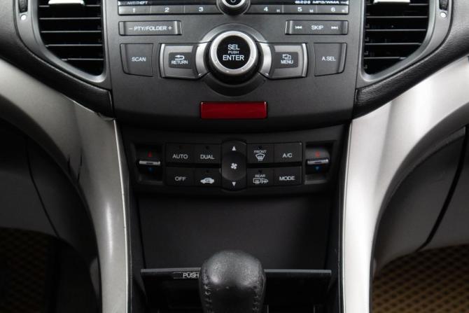 Honda Accord VIII с пробегом 2008 года, цена 999 000 рублей, 350320 км, седан, Автокод Объявления