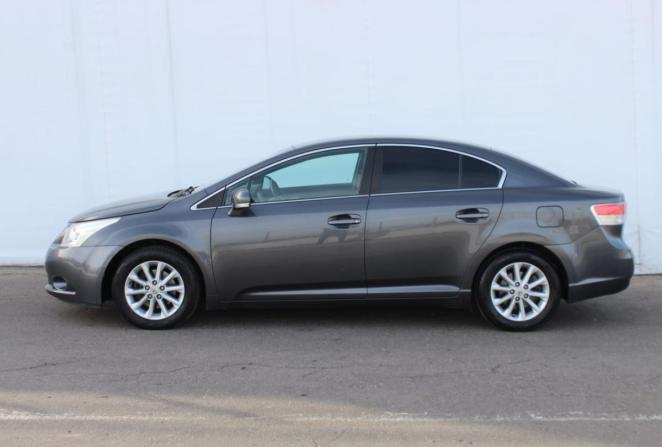 Toyota Avensis III с пробегом 2009 года, цена 1 099 000 рублей, 189232 км, седан, Автокод Объявления