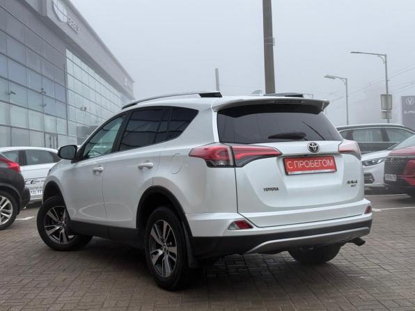 Toyota RAV4 IV (XA40) Рестайлинг с пробегом 2018 года, цена 2 299 000 рублей, 176799 км, внедорожник, Автокод Объявления