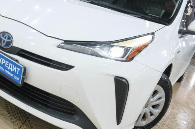 Toyota Prius IV Рестайлинг (XW50) с пробегом 2019 года, цена 1 869 000 рублей, 141000 км, лифтбек, Автокод Объявления