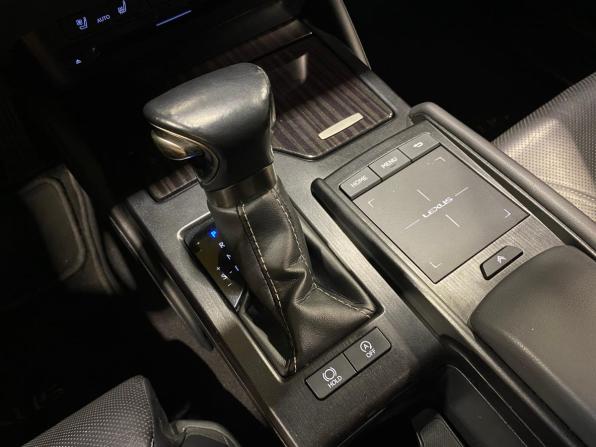 Lexus ES VII с пробегом 2019 года, цена 3 750 000 рублей, 123462 км, седан, Автокод Объявления