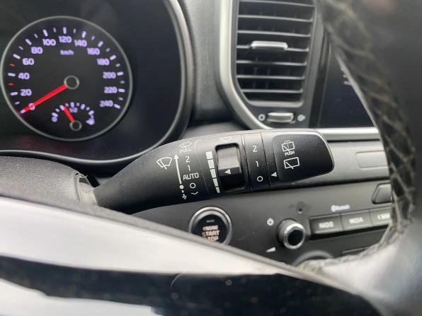 Kia Sportage IV Рестайлинг с пробегом 2021 года, цена 2 414 000 рублей, 136565 км, внедорожник, Автокод Объявления