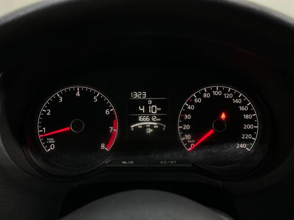Volkswagen Polo V с пробегом 2015 года, цена 660 000 рублей, 166000 км, седан, Автокод Объявления