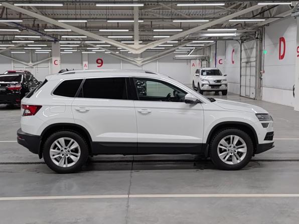 Skoda Karoq I с пробегом 2019 года, цена 2 199 000 рублей, 41160 км, внедорожник, Автокод Объявления