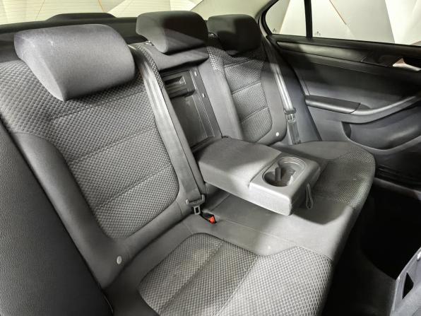 Volkswagen Jetta VI с пробегом 2014 года, цена 985 000 рублей, 145976 км, седан, Автокод Объявления