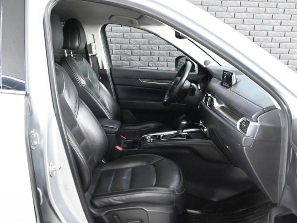 Mazda CX-5 II с пробегом 2018 года, цена 2 370 000 рублей, 236880 км, внедорожник, Автокод Объявления