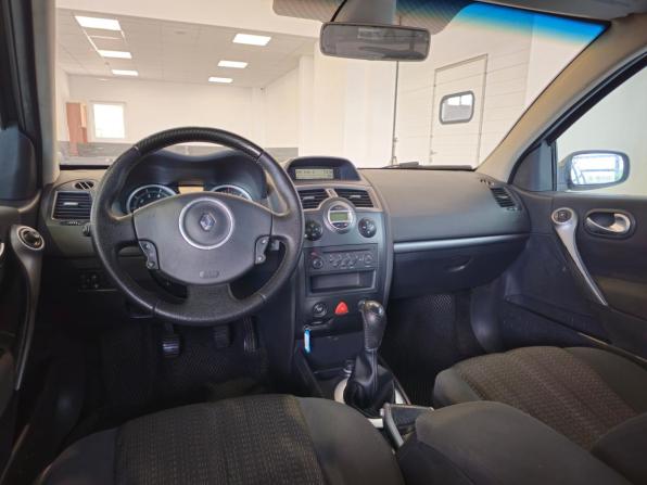 Renault Megane II Рестайлинг с пробегом 2006 года, цена 645 000 рублей, 247805 км, универсал, Автокод Объявления