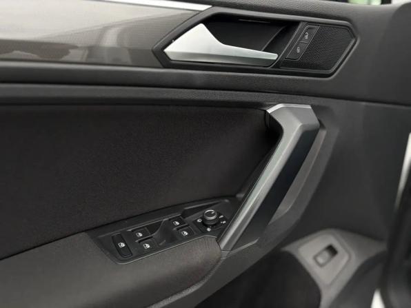 Volkswagen Tiguan II с пробегом 2020 года, цена 2 290 000 рублей, 166375 км, внедорожник, Автокод Объявления