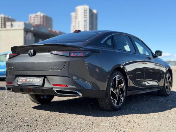 Changan Lamore с пробегом 2023 года, цена 2 050 000 рублей, 5817 км, седан, Автокод Объявления