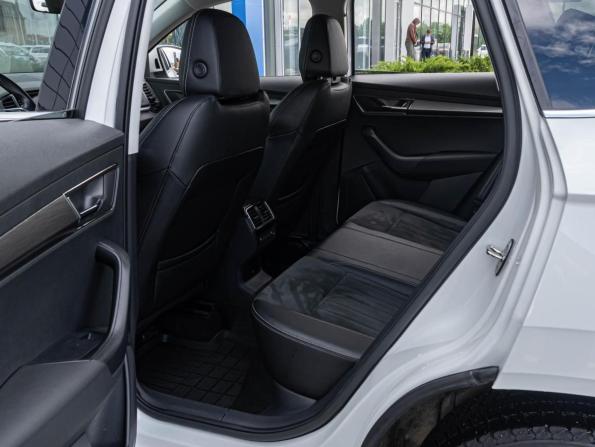 Skoda Karoq I с пробегом 2021 года, цена 2 349 000 рублей, 57531 км, внедорожник, Автокод Объявления