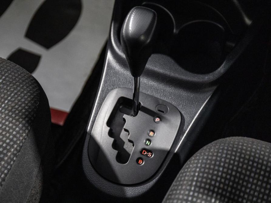 Toyota Vitz III (XP130) Рестайлинг 2 Иркутск  - изображение 15