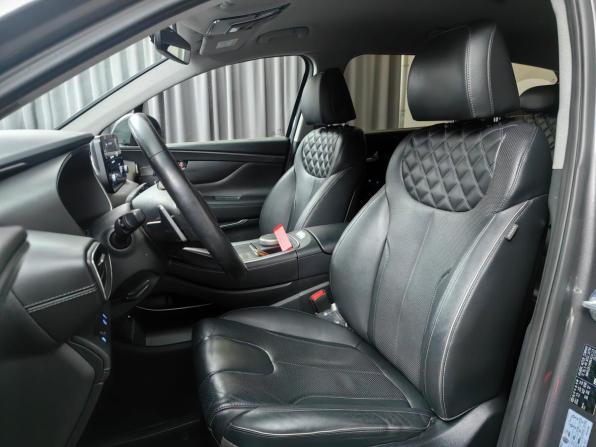 Hyundai Santa Fe IV Рестайлинг с пробегом 2022 года, цена 3 455 000 рублей, 36571 км, внедорожник, Автокод Объявления