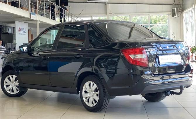 Lada (ВАЗ) Granta I Рестайлинг с пробегом 2023 года, цена 694 000 рублей, 99800 км, седан, Автокод Объявления