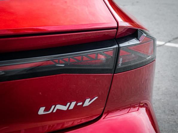 Changan UNI-V I с пробегом 2023 года, цена 2 355 000 рублей, 35531 км, лифтбек, Автокод Объявления