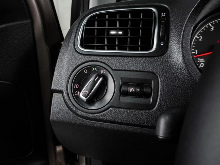Volkswagen Polo V Рестайлинг Воронеж  - изображение 12