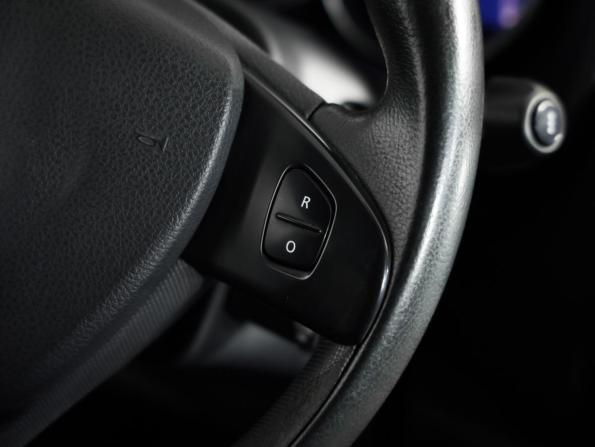 Renault Sandero II с пробегом 2017 года, цена 899 000 рублей, 146782 км, хэтчбек, Автокод Объявления