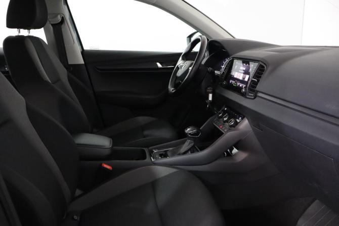 Skoda Karoq I с пробегом 2020 года, цена 1 549 000 рублей, 210000 км, внедорожник, Автокод Объявления