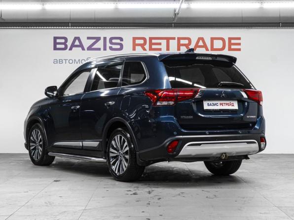 Mitsubishi Outlander III Рестайлинг 3 с пробегом 2019 года, цена 2 470 000 рублей, 89159 км, внедорожник, Автокод Объявления