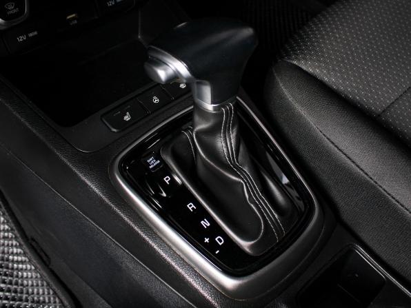 Kia Rio IV Рестайлинг с пробегом 2021 года, цена 1 660 000 рублей, 76000 км, хэтчбек, Автокод Объявления