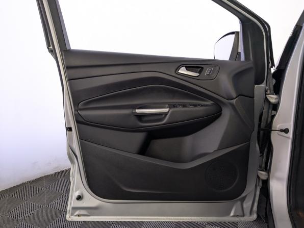 Ford Kuga II Рестайлинг с пробегом 2018 года, цена 1 780 000 рублей, 71174 км, внедорожник, Автокод Объявления