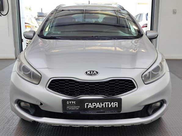 Kia Ceed II с пробегом 2013 года, цена 795 000 рублей, 186000 км, универсал, Автокод Объявления