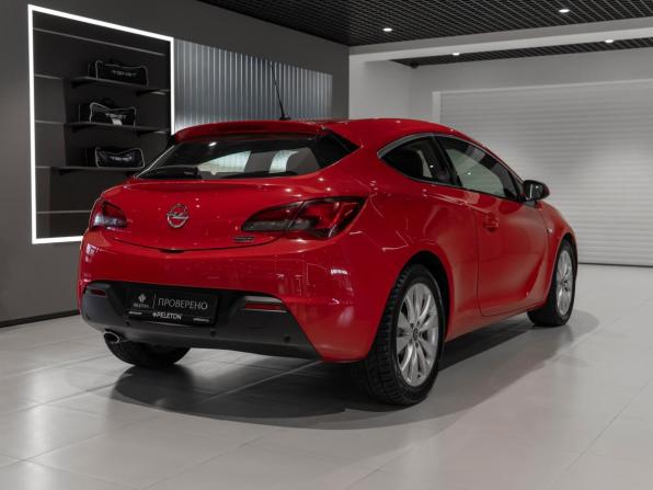 Opel Astra J Рестайлинг с пробегом 2012 года, цена 975 000 рублей, 101441 км, хэтчбек, Автокод Объявления