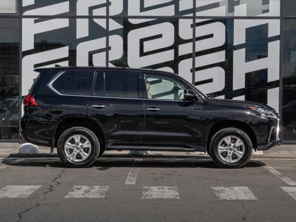 Lexus LX III Рестайлинг 2 с пробегом 2016 года, цена 5 870 000 рублей, 249169 км, внедорожник, Автокод Объявления