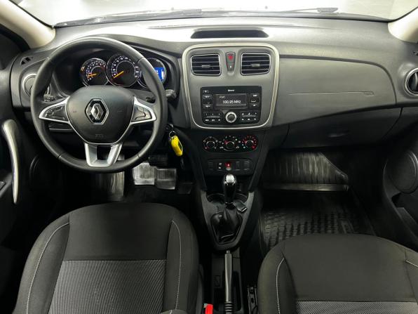 Renault Sandero II Рестайлинг с пробегом 2018 года, цена 999 000 рублей, 104000 км, хэтчбек, Автокод Объявления