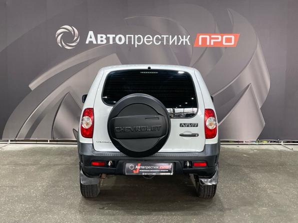 Chevrolet Niva I Рестайлинг с пробегом 2016 года, цена 560 000 рублей, 125684 км, внедорожник, Автокод Объявления