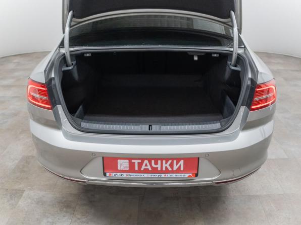 Volkswagen Passat B8 с пробегом 2016 года, цена 1 990 000 рублей, 67150 км, седан, Автокод Объявления