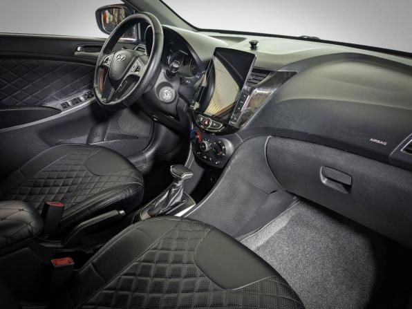 Hyundai Solaris I Рестайлинг с пробегом 2015 года, цена 1 094 900 рублей, 190000 км, седан, Автокод Объявления