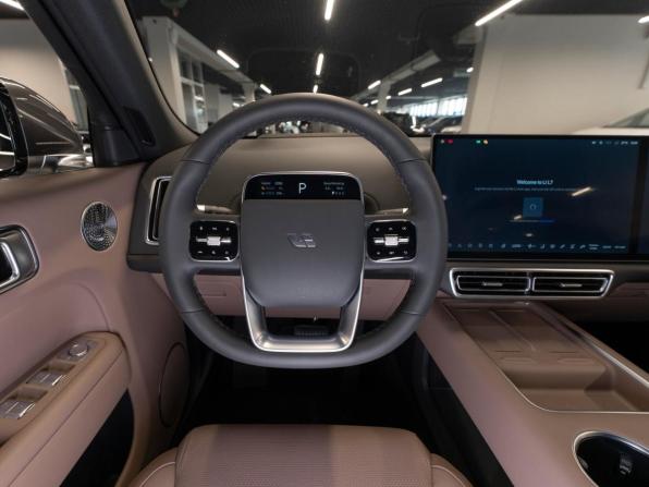 Li Auto (Lixiang) L7 I Рестайлинг с пробегом 2025 года, цена 8 450 000 рублей, 50 км, внедорожник, Автокод Объявления