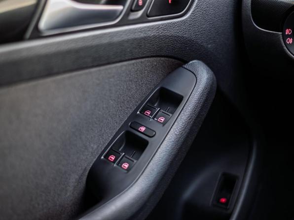 Volkswagen Jetta VI Рестайлинг с пробегом 2014 года, цена 899 000 рублей, 157365 км, седан, Автокод Объявления