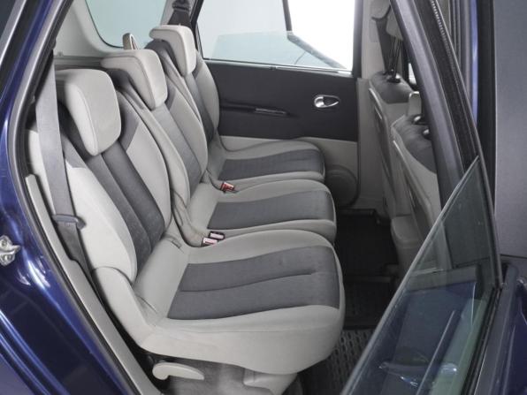 Renault Scenic II с пробегом 2004 года, цена 640 000 рублей, 225822 км, компактвэн, Автокод Объявления