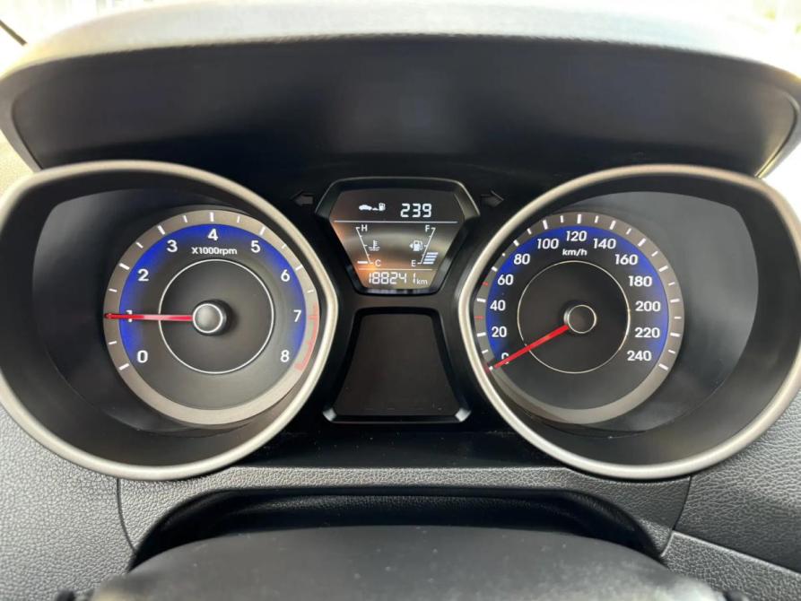 Hyundai Elantra V (MD) Рестайлинг Альметьевск  - изображение 8