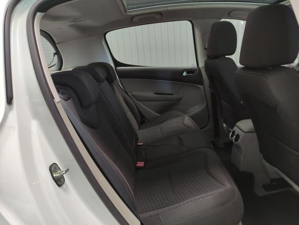 Peugeot 308 I Рестайлинг с пробегом 2011 года, цена 585 000 рублей, 148500 км, хэтчбек, Автокод Объявления