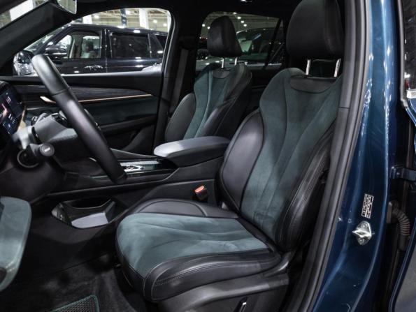 Geely Monjaro I с пробегом 2023 года, цена 3 299 700 рублей, 35088 км, внедорожник, Автокод Объявления