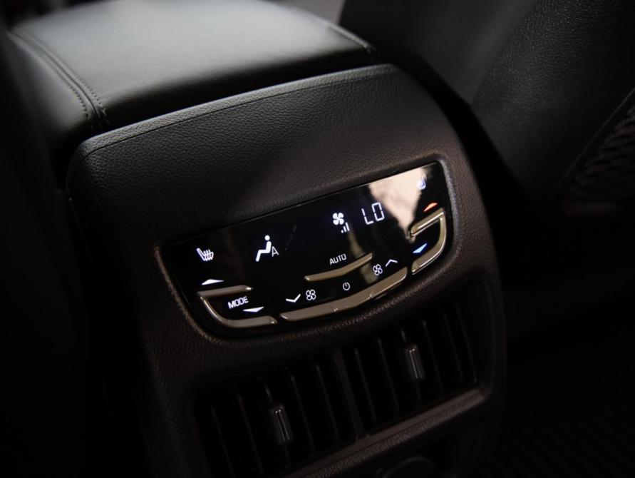 Cadillac SRX II Рестайлинг Санкт-Петербург  - изображение 37