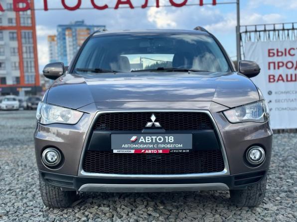 Mitsubishi Outlander II Рестайлинг с пробегом 2011 года, цена 1 369 000 рублей, 161000 км, внедорожник, Автокод Объявления