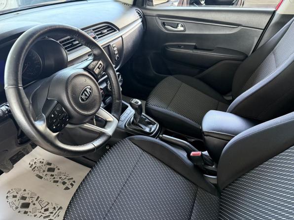 Kia Rio IV с пробегом 2017 года, цена 1 080 000 рублей, 219313 км, седан, Автокод Объявления