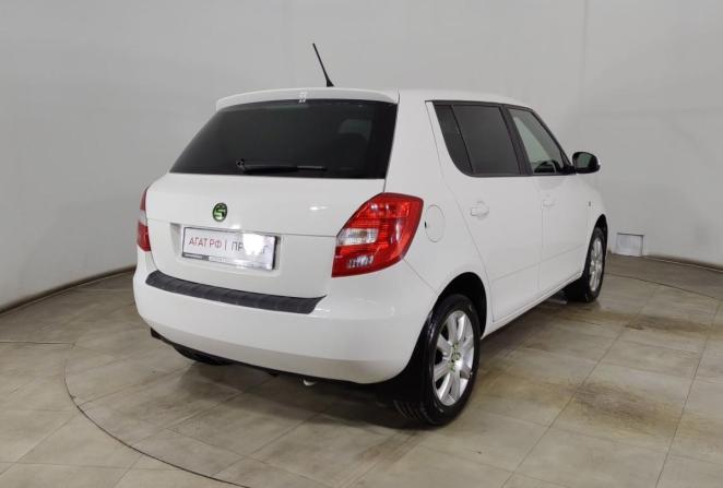 Skoda Fabia II Рестайлинг с пробегом 2014 года, цена 550 000 рублей, 196000 км, хэтчбек, Автокод Объявления