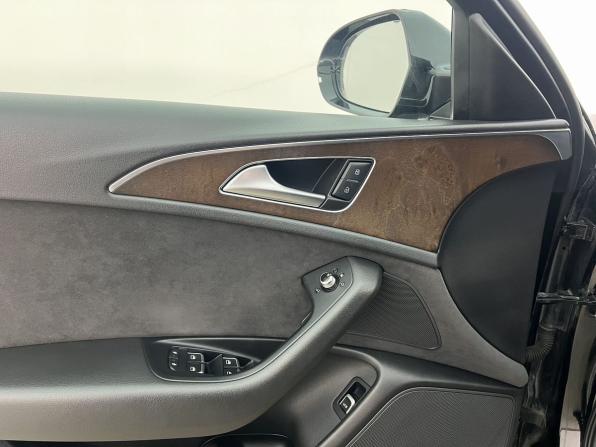 Audi A6 IV (C7) Рестайлинг с пробегом 2015 года, цена 1 800 000 рублей, 262370 км, седан, Автокод Объявления