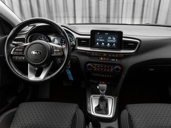 Kia Ceed III с пробегом 2019 года, цена 1 960 000 рублей, 58224 км, хэтчбек, Автокод Объявления