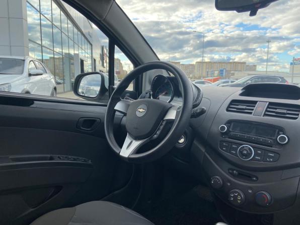 Chevrolet Spark III (M300) Рестайлинг с пробегом 2021 года, цена 1 300 000 рублей, 24196 км, хэтчбек, Автокод Объявления