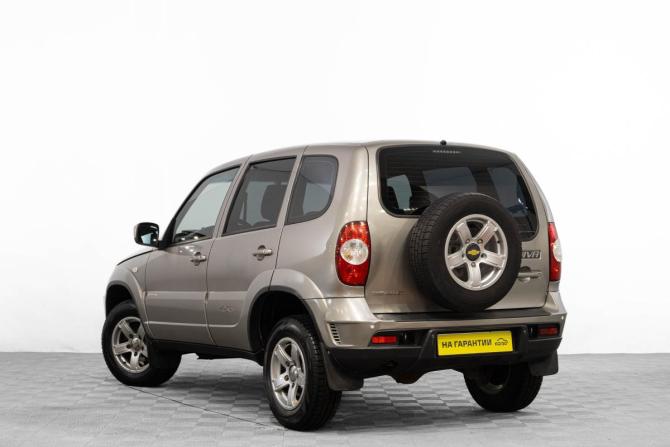 Chevrolet Niva I Рестайлинг с пробегом 2016 года, цена 739 000 рублей, 114500 км, внедорожник, Автокод Объявления