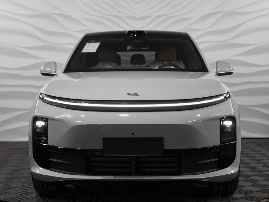 Li Auto (Lixiang) L6 Москва  - изображение 2