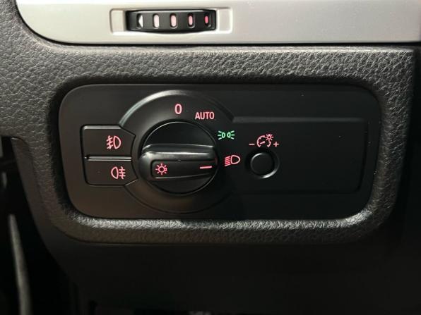 Volkswagen Touareg II с пробегом 2012 года, цена 2 340 000 рублей, 139369 км, внедорожник, Автокод Объявления