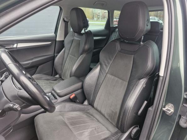 Skoda Karoq I с пробегом 2020 года, цена 2 200 000 рублей, 95920 км, внедорожник, Автокод Объявления