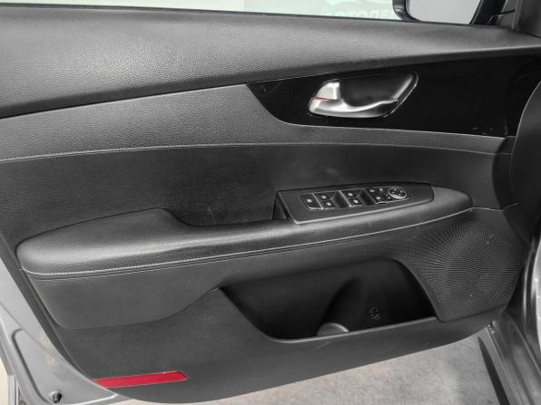 Kia Cerato IV с пробегом 2021 года, цена 2 250 000 рублей, 60750 км, седан, Автокод Объявления